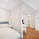 Beaufort Gem Chelsea Apartment